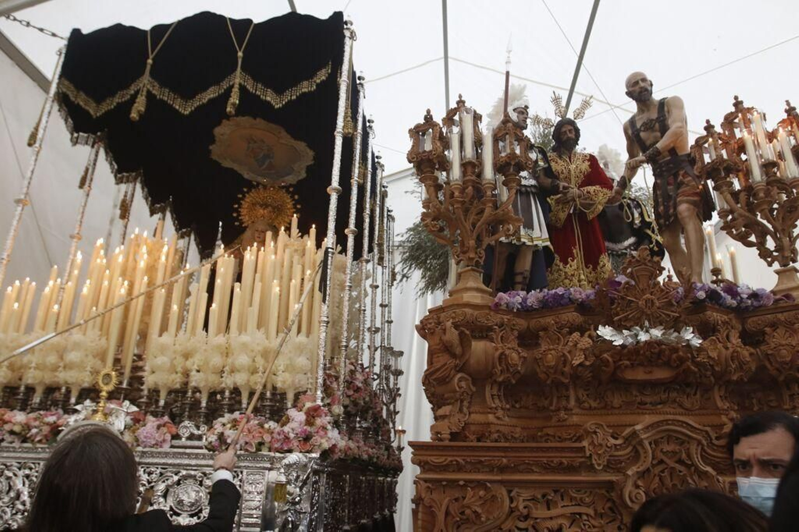 Pasos de la hermandad del Prendimiento.