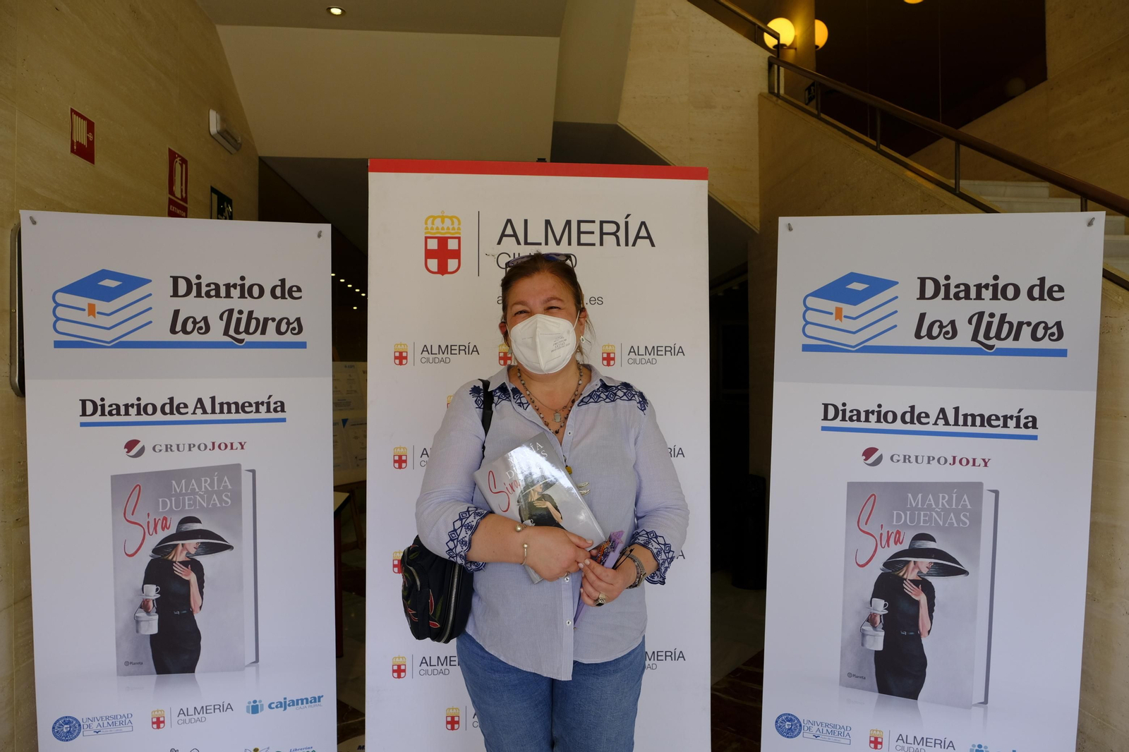 Fotogalería del Diario de los Libros, con María Dueñas. Almería