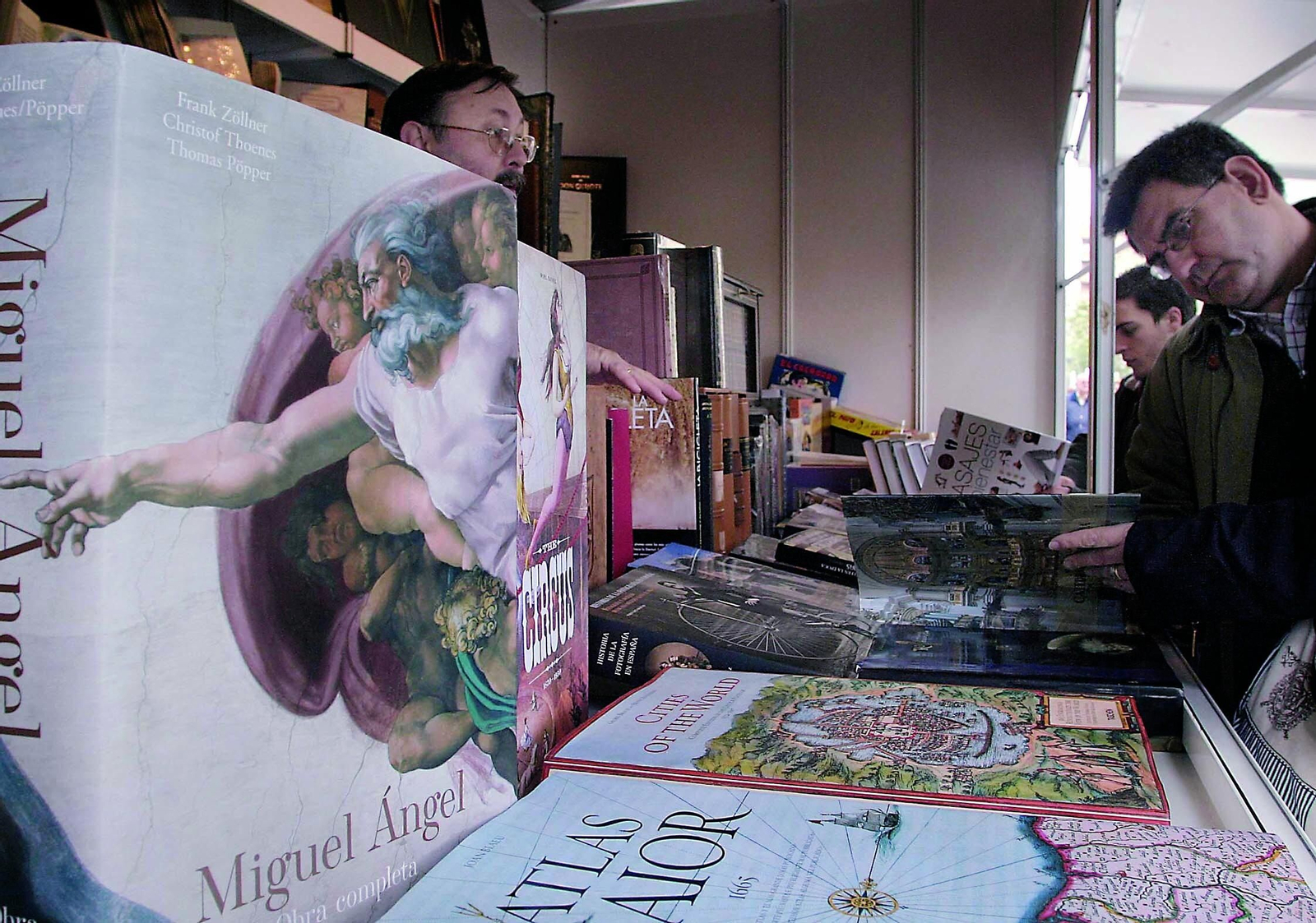 Llega a Granada la Feria del libro de ocasión