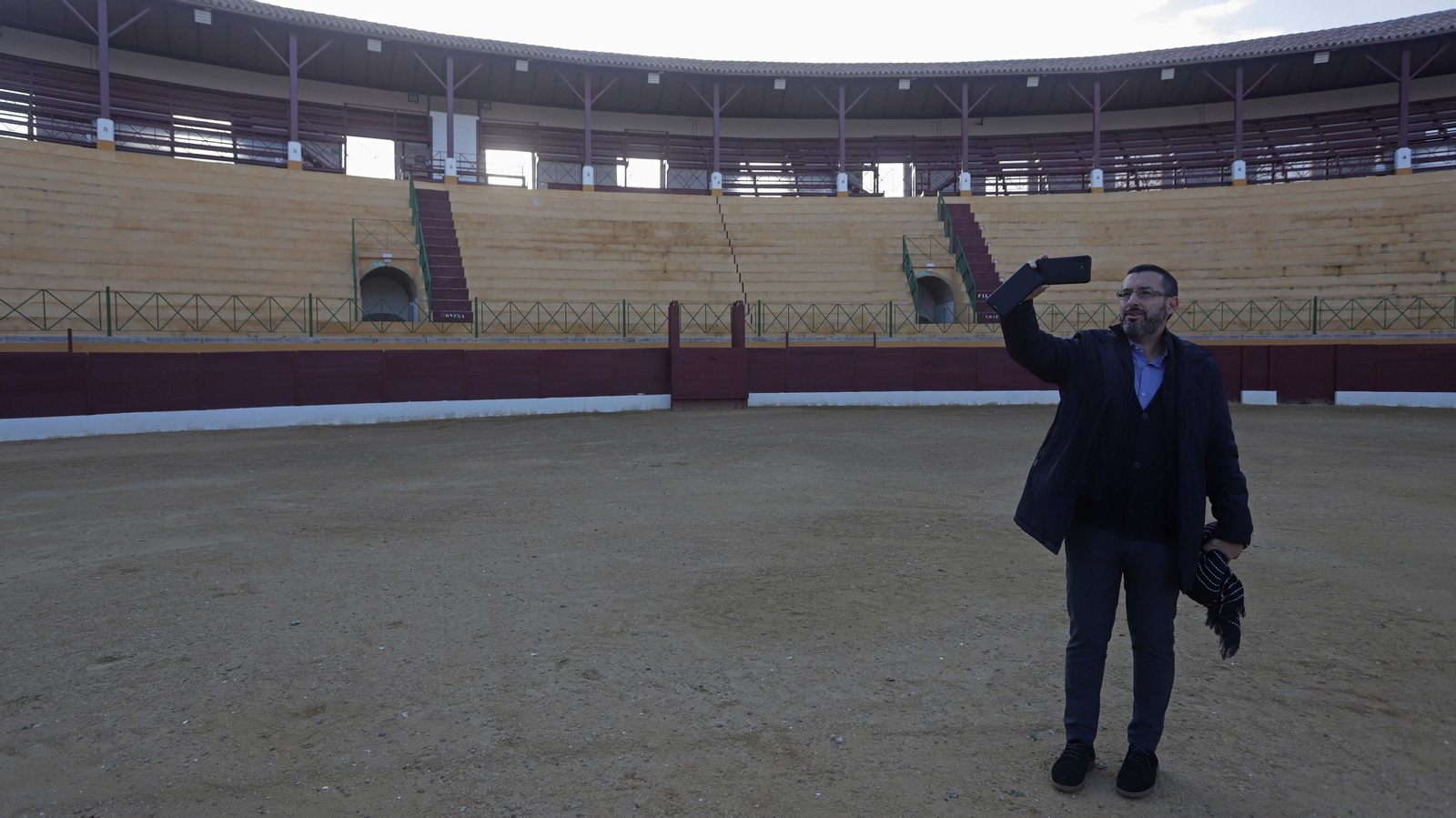 Fotos de la plaza de toros de La Línea