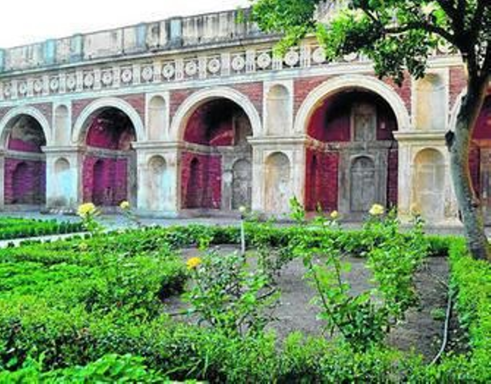 Una imagen del Castillo Palacio de los Ribera.