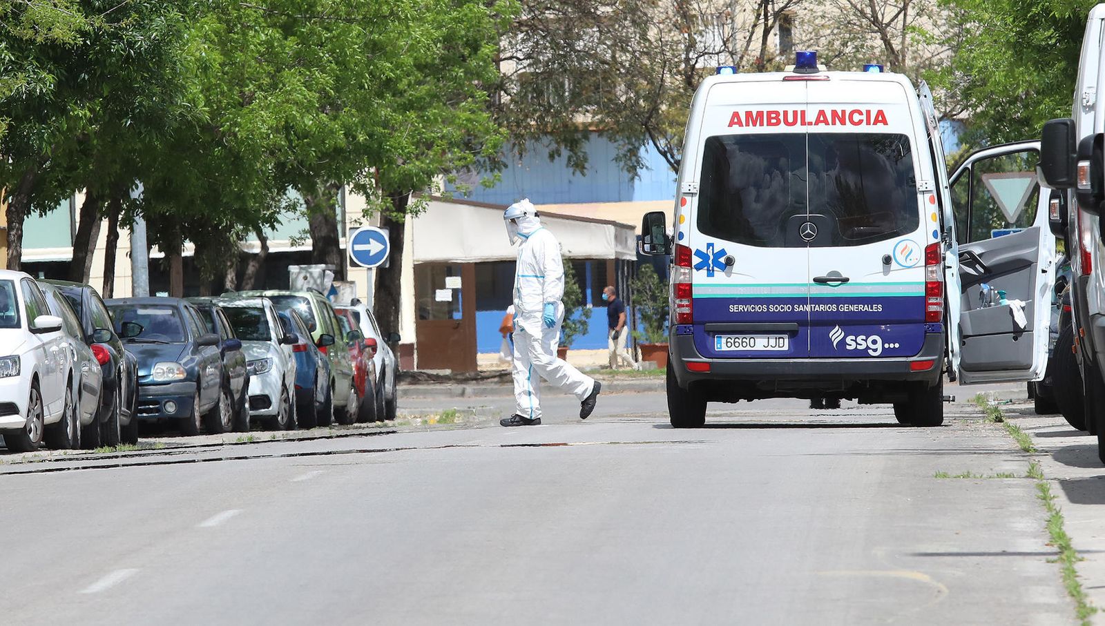 Una ambulancia durante una atención médica.