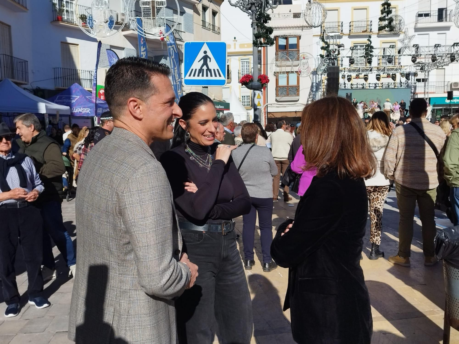 Más de 50.000 personas disfrutan en Torrox de la Fiesta de las Migas en manga corta y en vísperas de Nochebuena