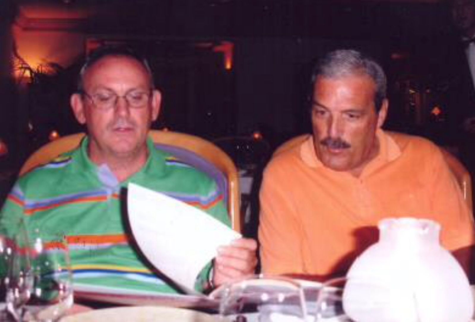 Imagen del sumario del caso Nazarí José Julián y Lorente en un restaurante.