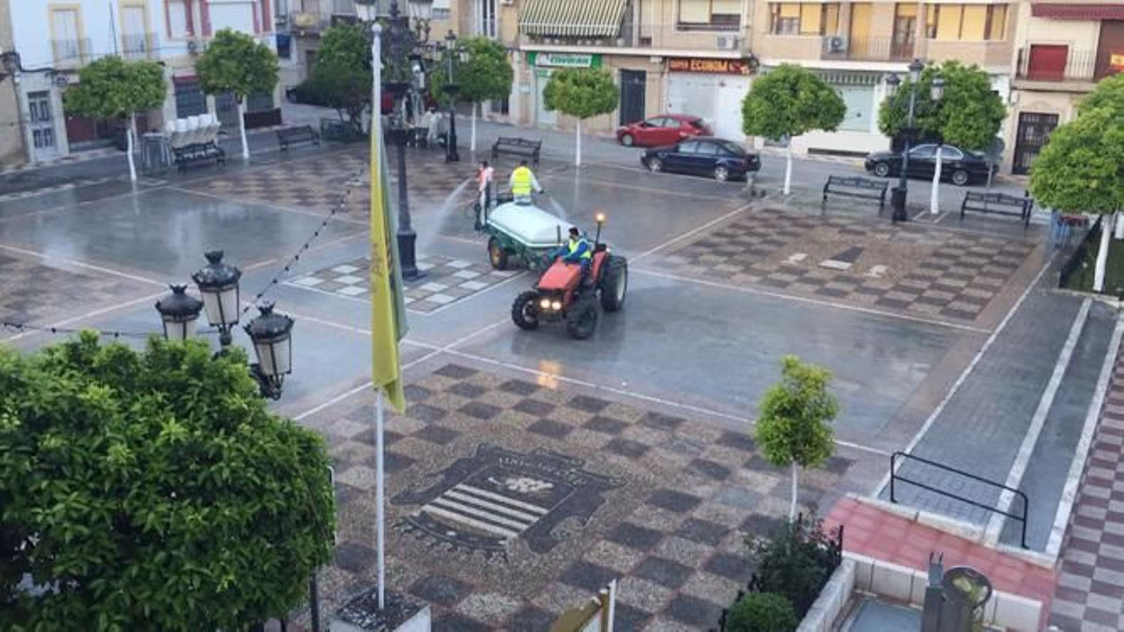 Tareas de desinfección en Moriles.