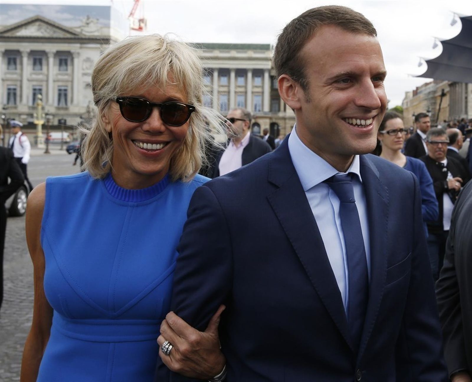 Emmanuelle Macron y su esposa Brigitte.