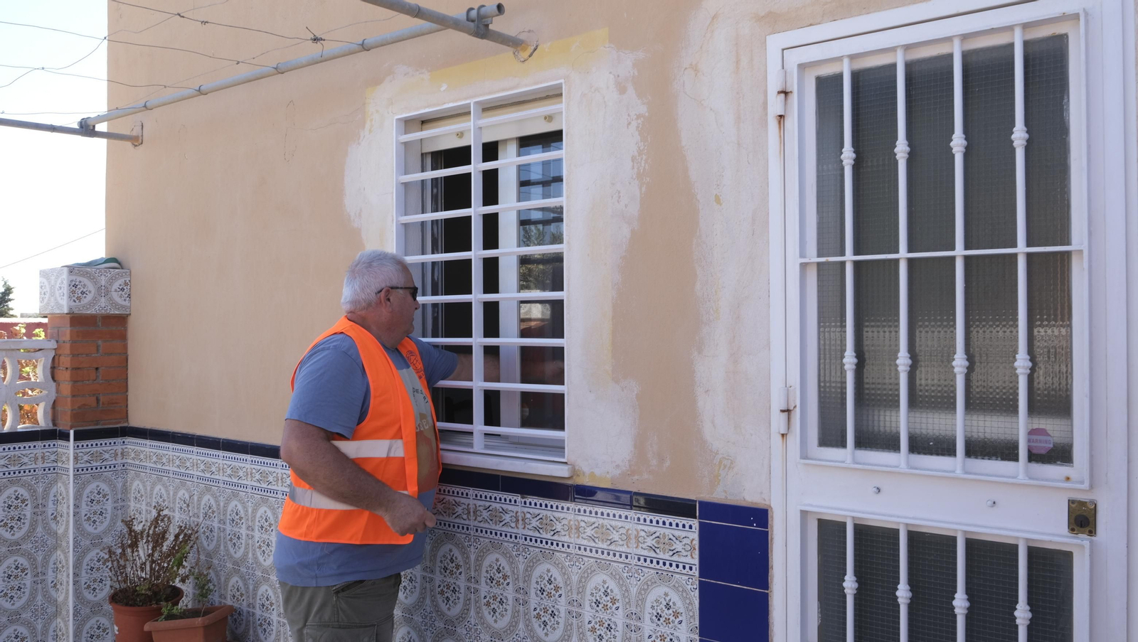 Protestas de los vecinos de los cortijos de La Cañada por la falta de iluminación
