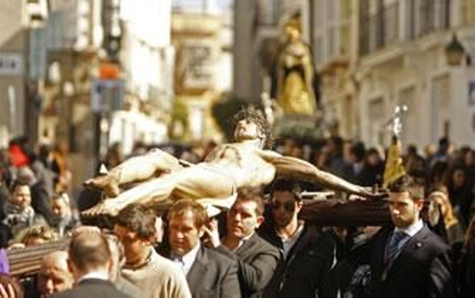 La hermandad del Perdón vuelve a dar vida a la Ermita de Guía