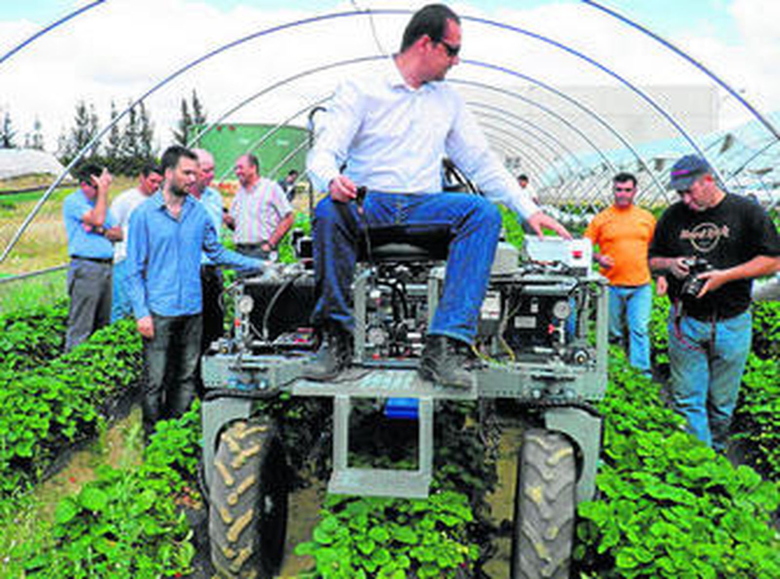El robot recolector, durante una de sus presentaciones a finales del mes pasado.