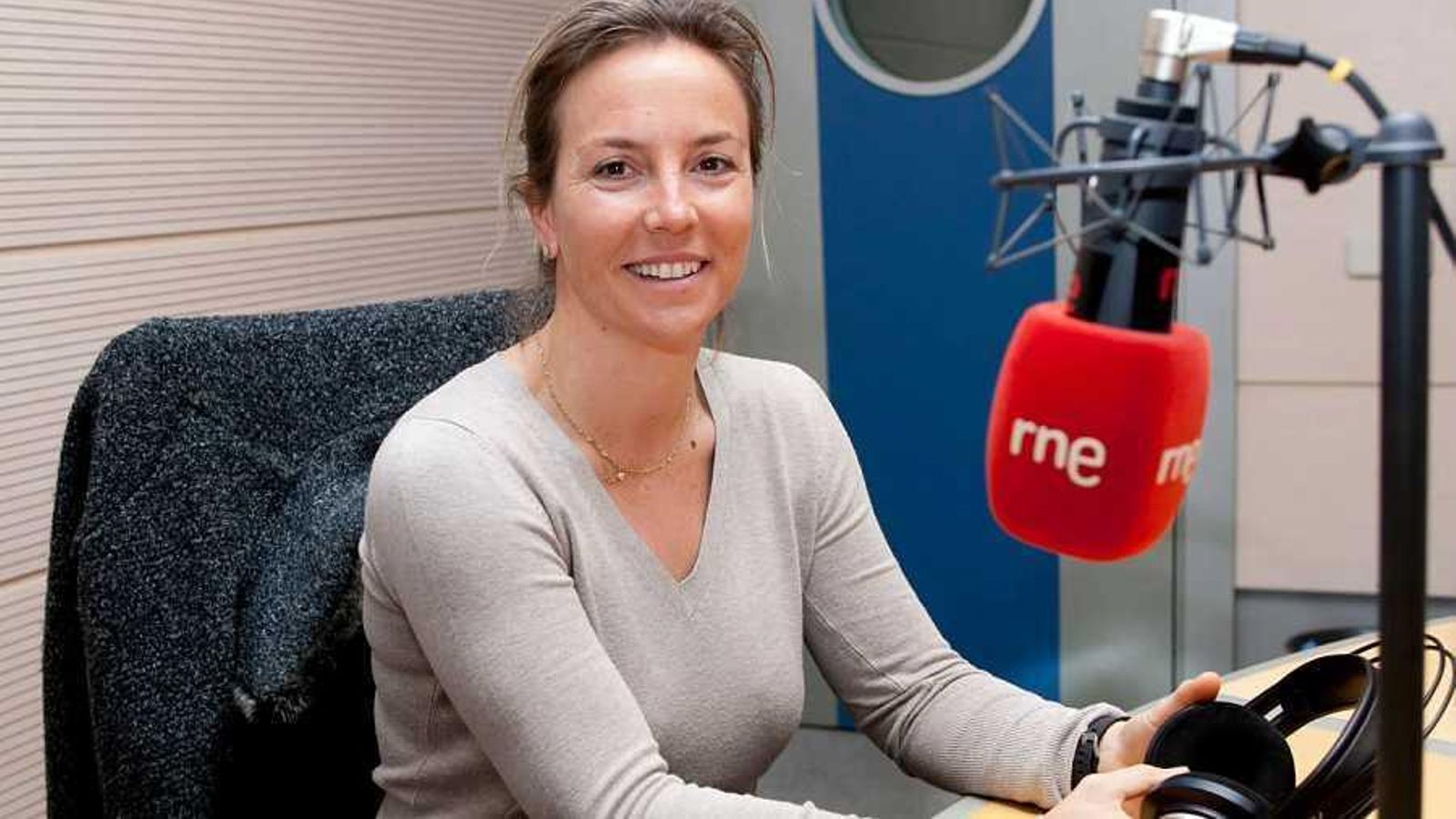 Odile Rodríguez de la Fuente en una entrevista en RNE