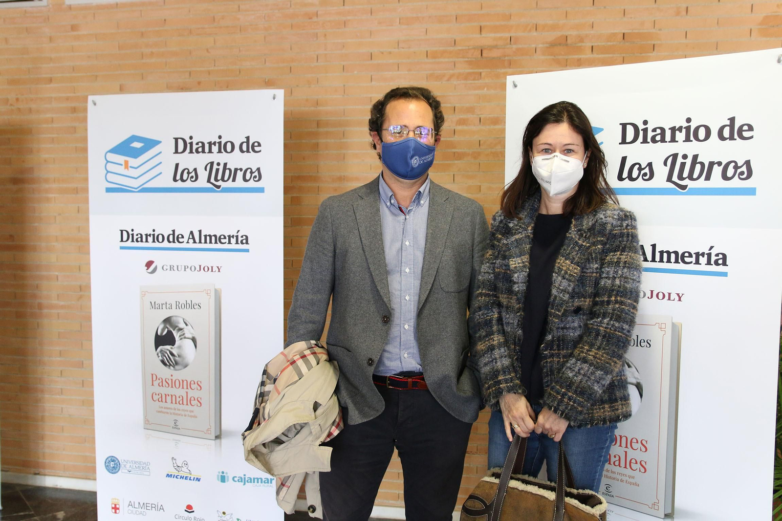 Fotogalería Diario de los Libros, con Marta Robles y su obra 'Pasiones carnales'