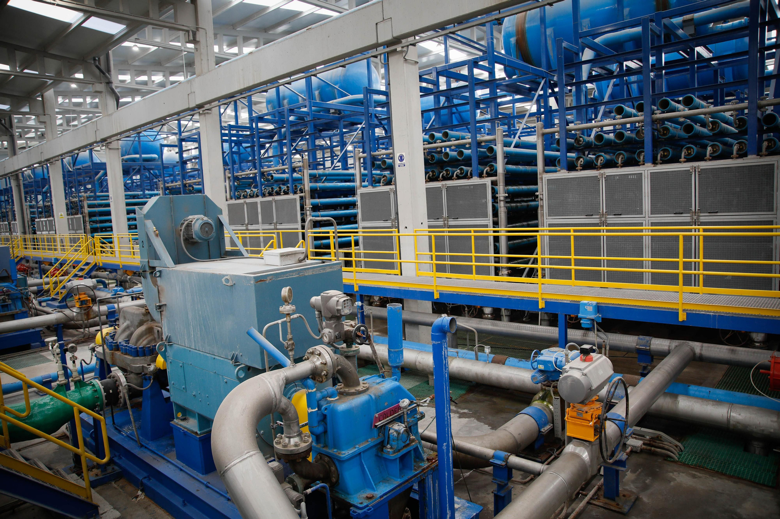 CUCN visita la desaladora de Carboneras y las balsas de Níjar