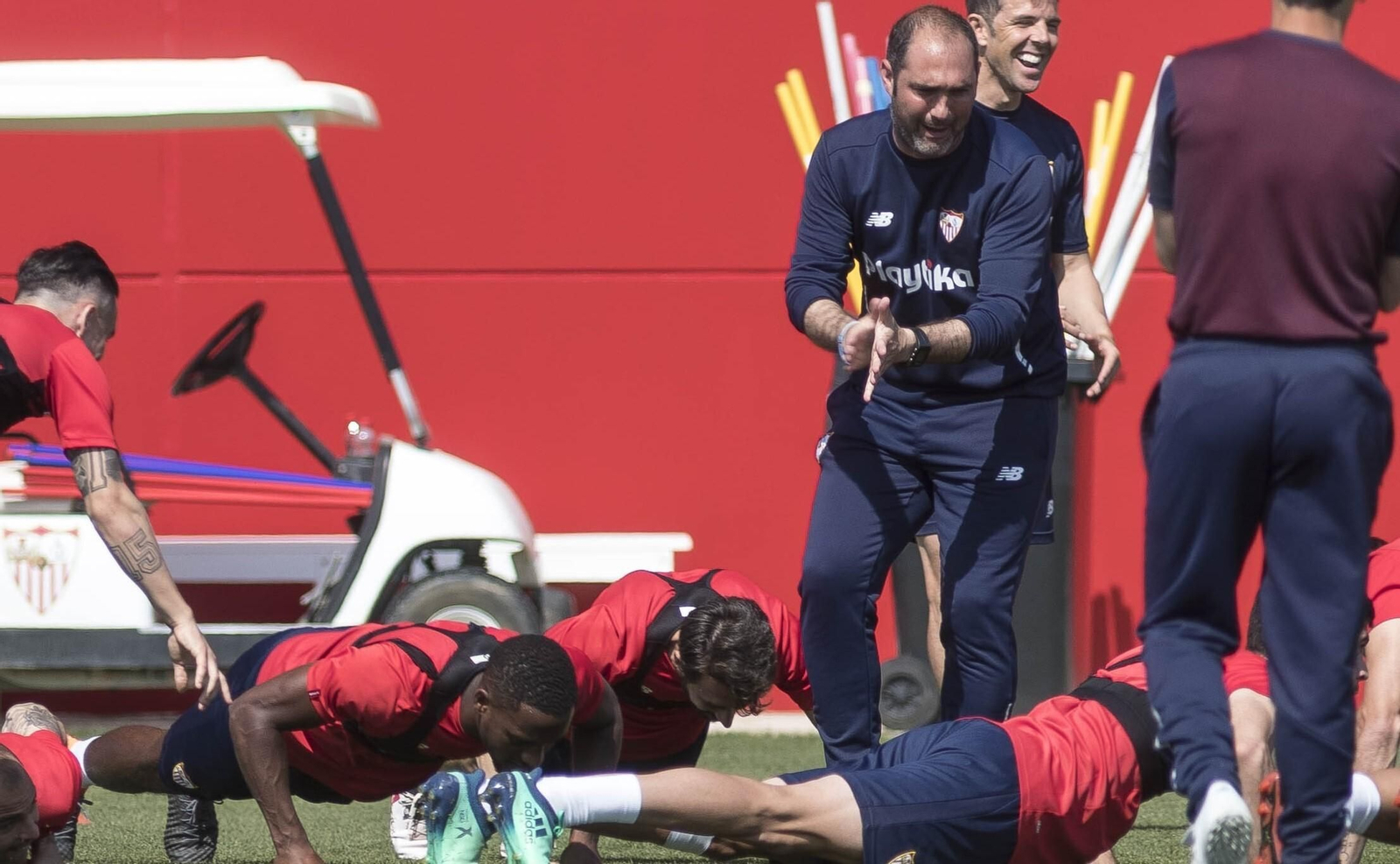 Juanjo del Ojo, en su anterior etapa en el primer equipo en el cuerpo técnico de Caparrós.