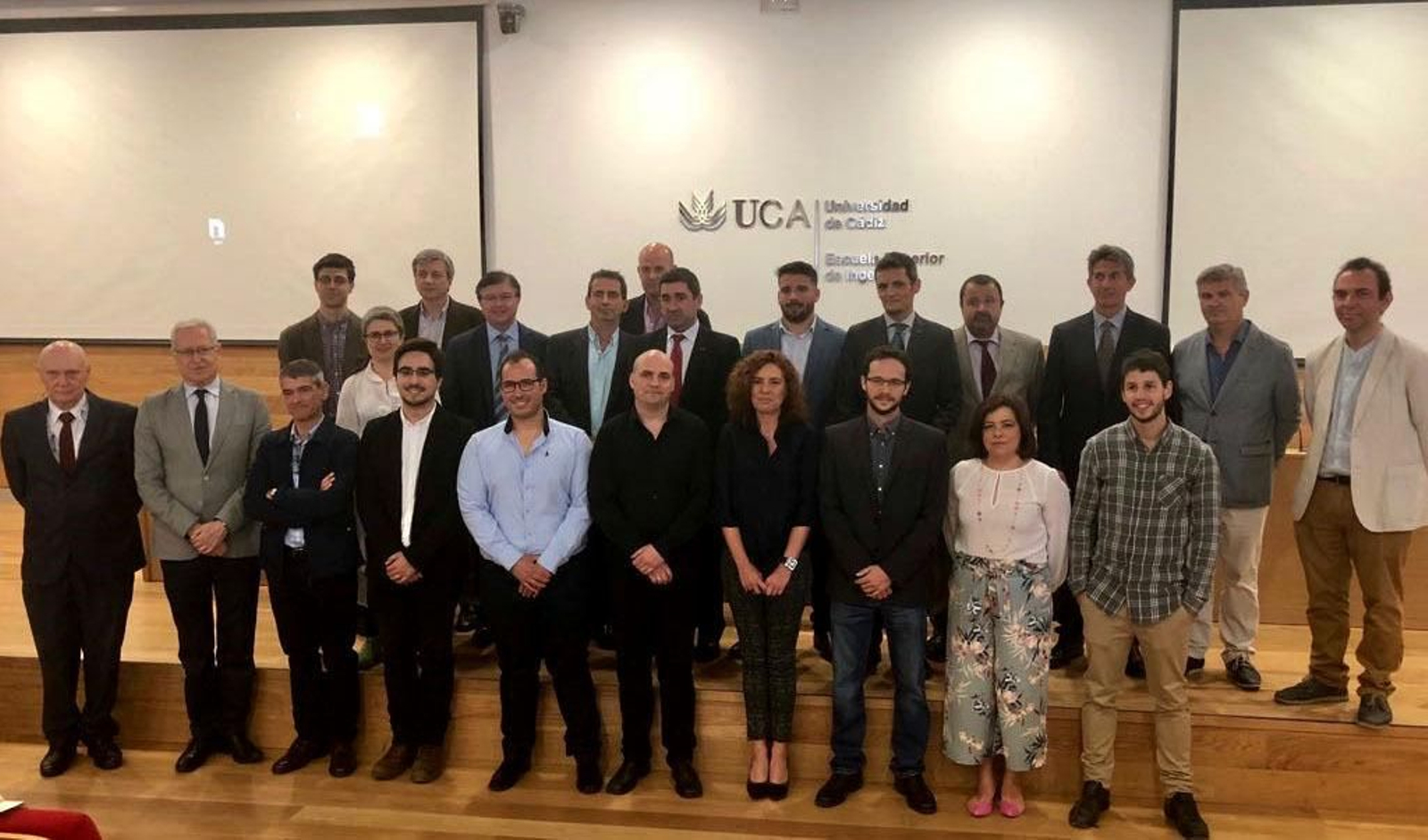 Los organizadores del programa y doctorandos que participan en este programa pionero.