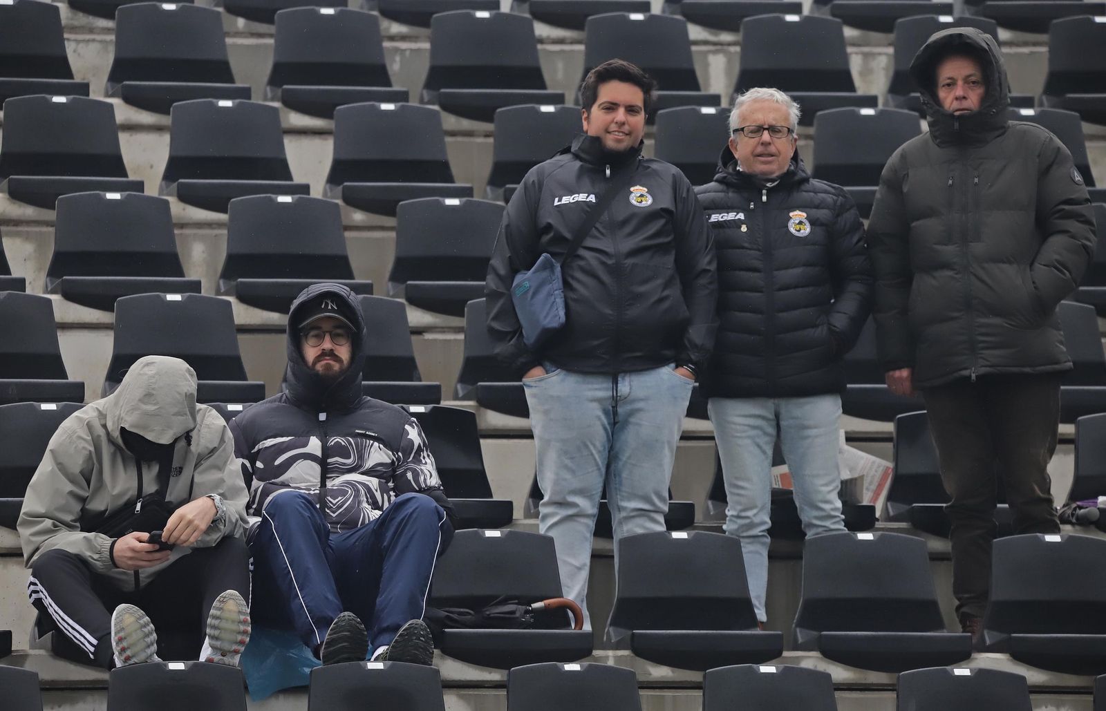Búscate en el Ciudad de La Línea durante el Balona - Córdoba B de Tercera Federación