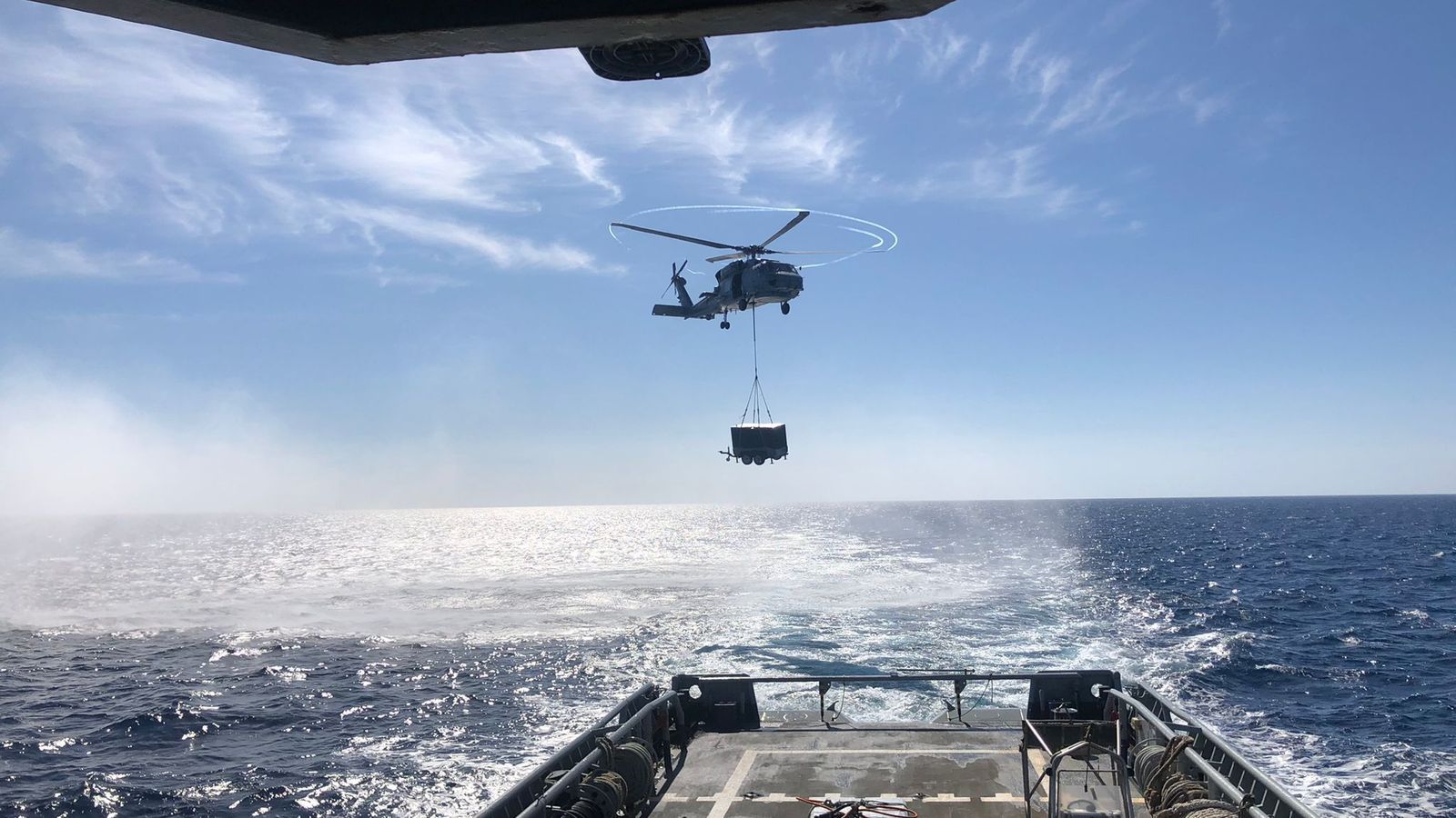 Un traslado de altos vuelos en la isla de Alborán.