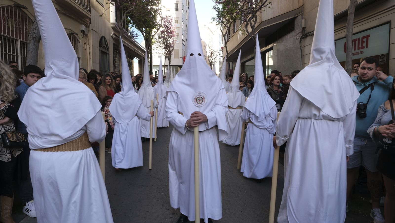 La procesión de la Santa Cena en Almería, en imágenes