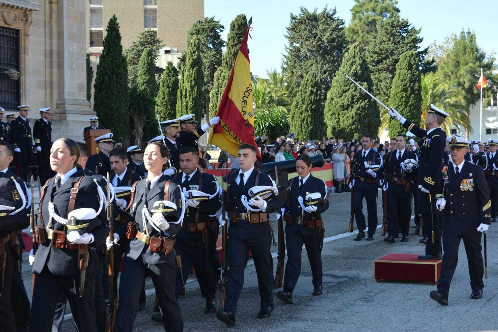 Jura de bandera en la Escuela de Suboficiales de San Fernando