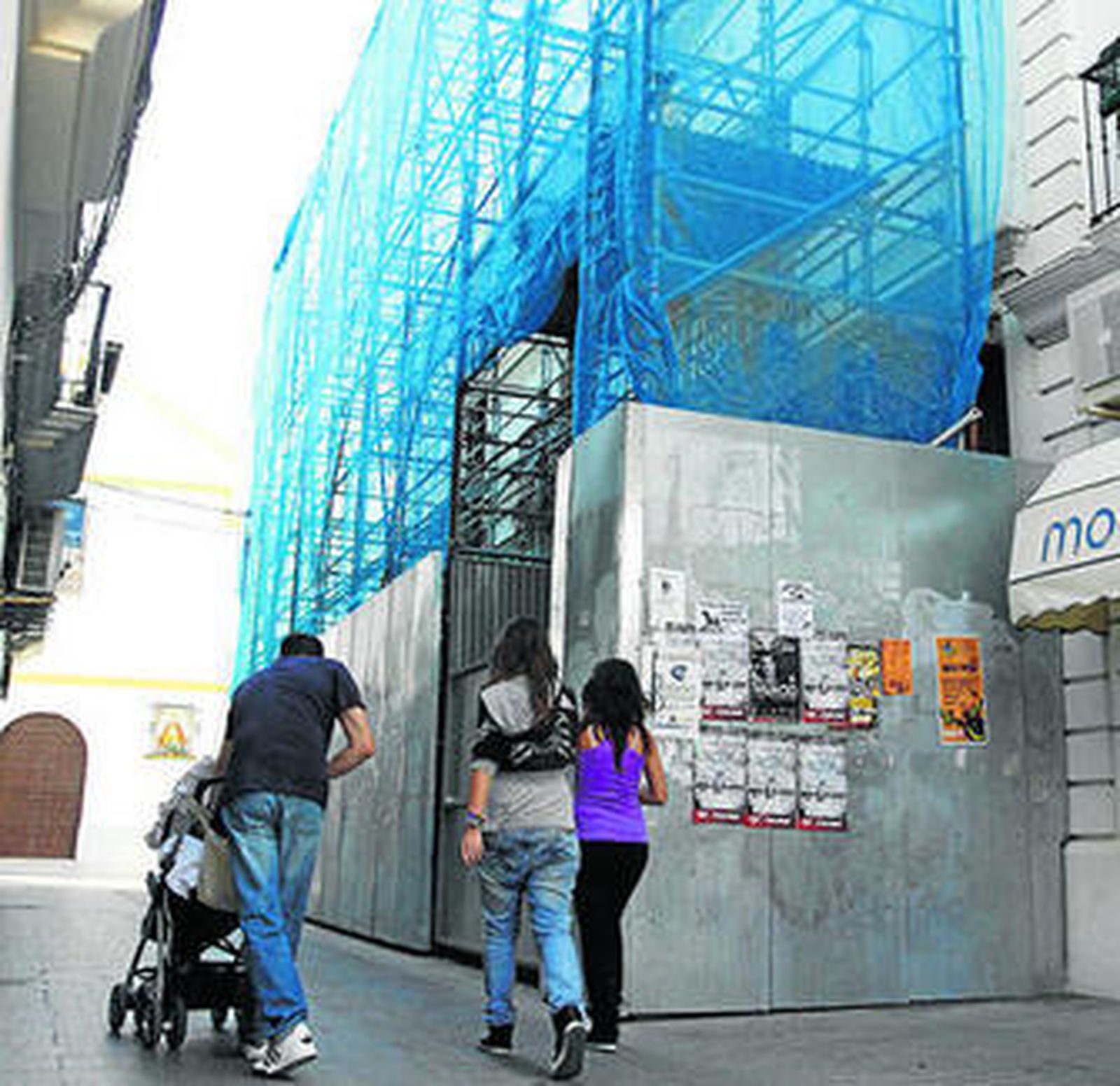 Aspecto que presenta desde hace años la finca de La Plaza.