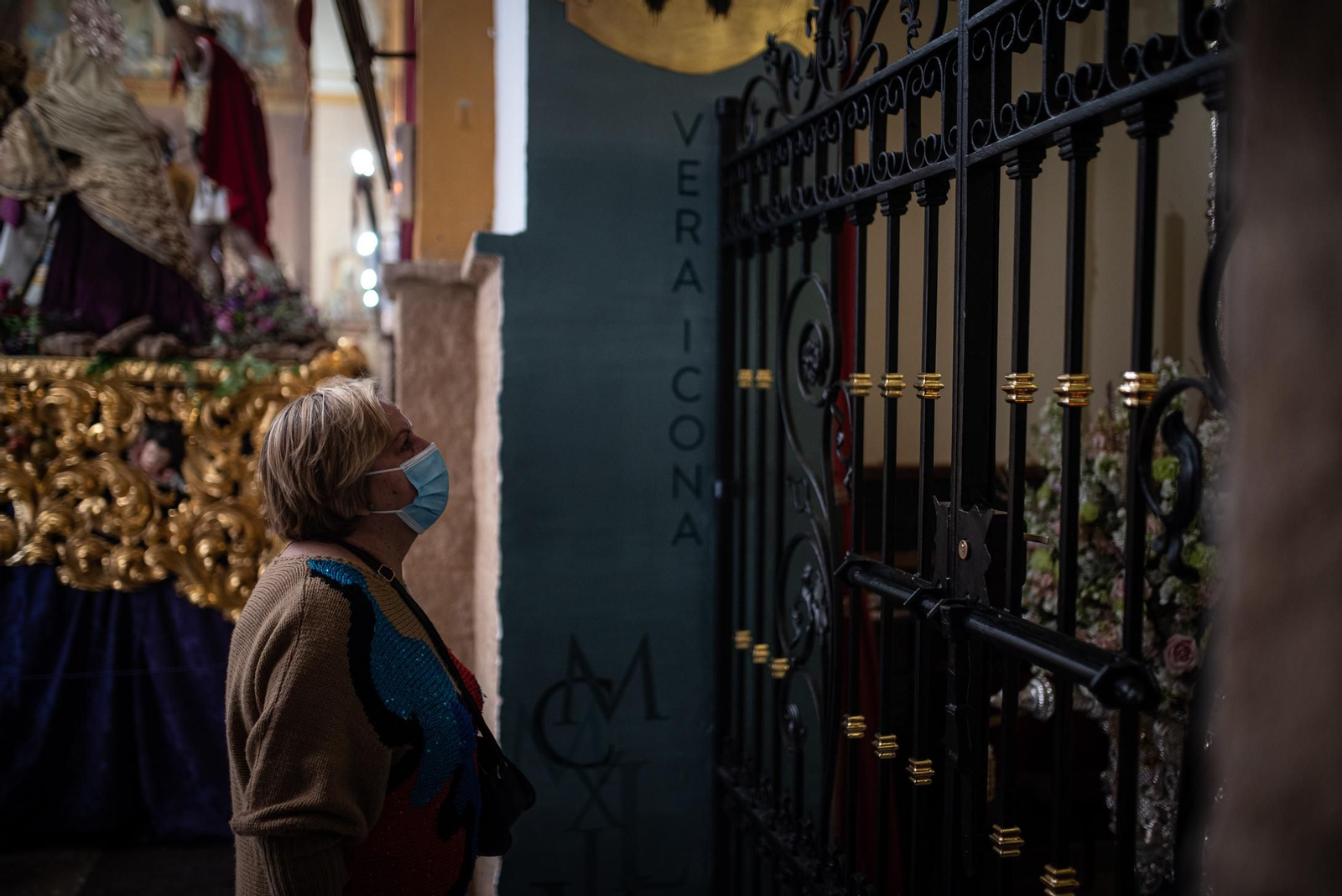 Imágenes del ambiente cofrade en la Iglesia del Sagrado Corazón de Jesús