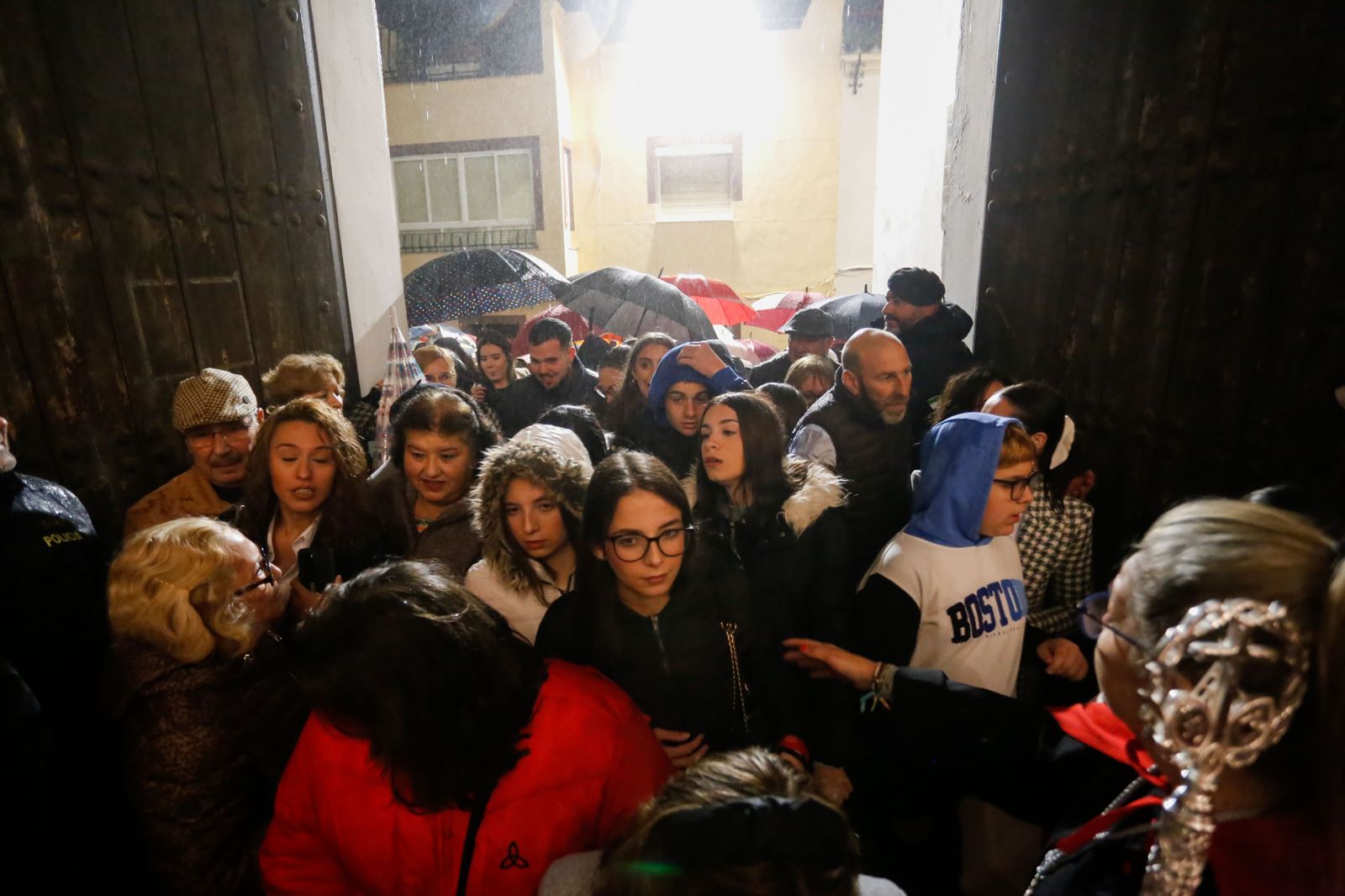 Fotos del Viernes Santo en Los Barrios: Buena Muerte y Mayor Dolor