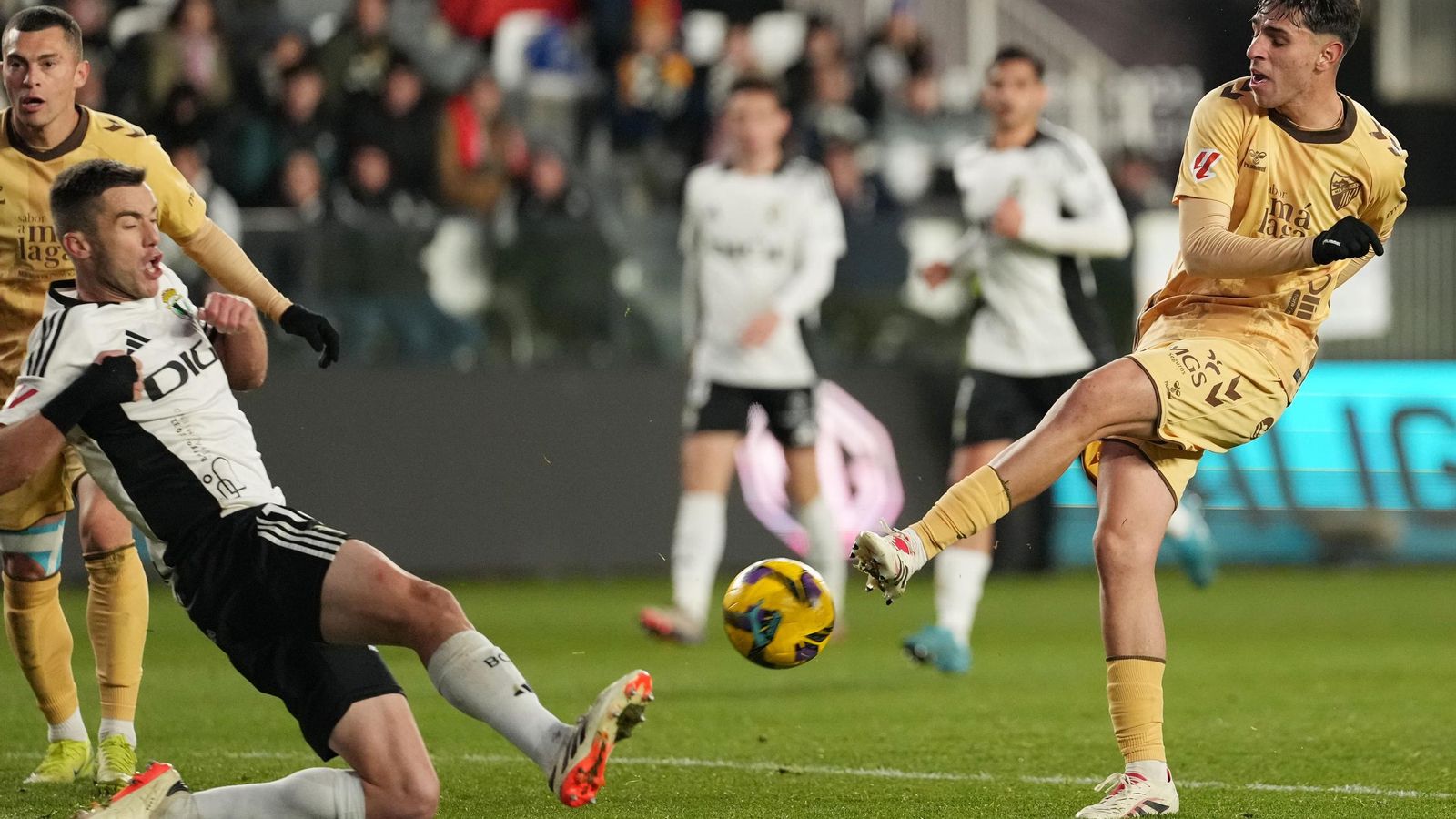 El Burgos-Málaga CF, en fotos