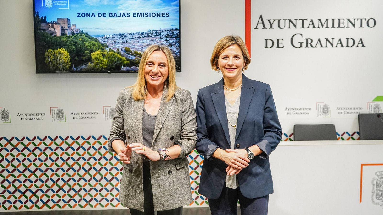 Marifrán Carazo y Ana Agudo, en la presentación de la ZBE.