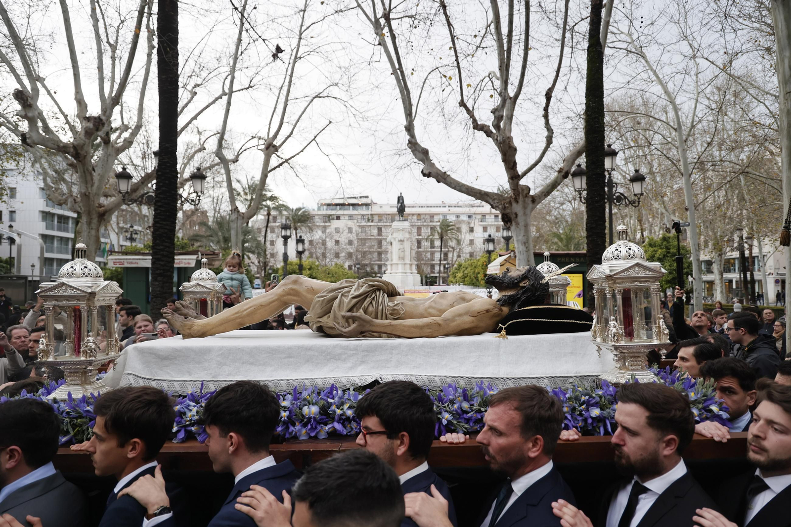 Las imágenes del Vía crucis de las Hermandades