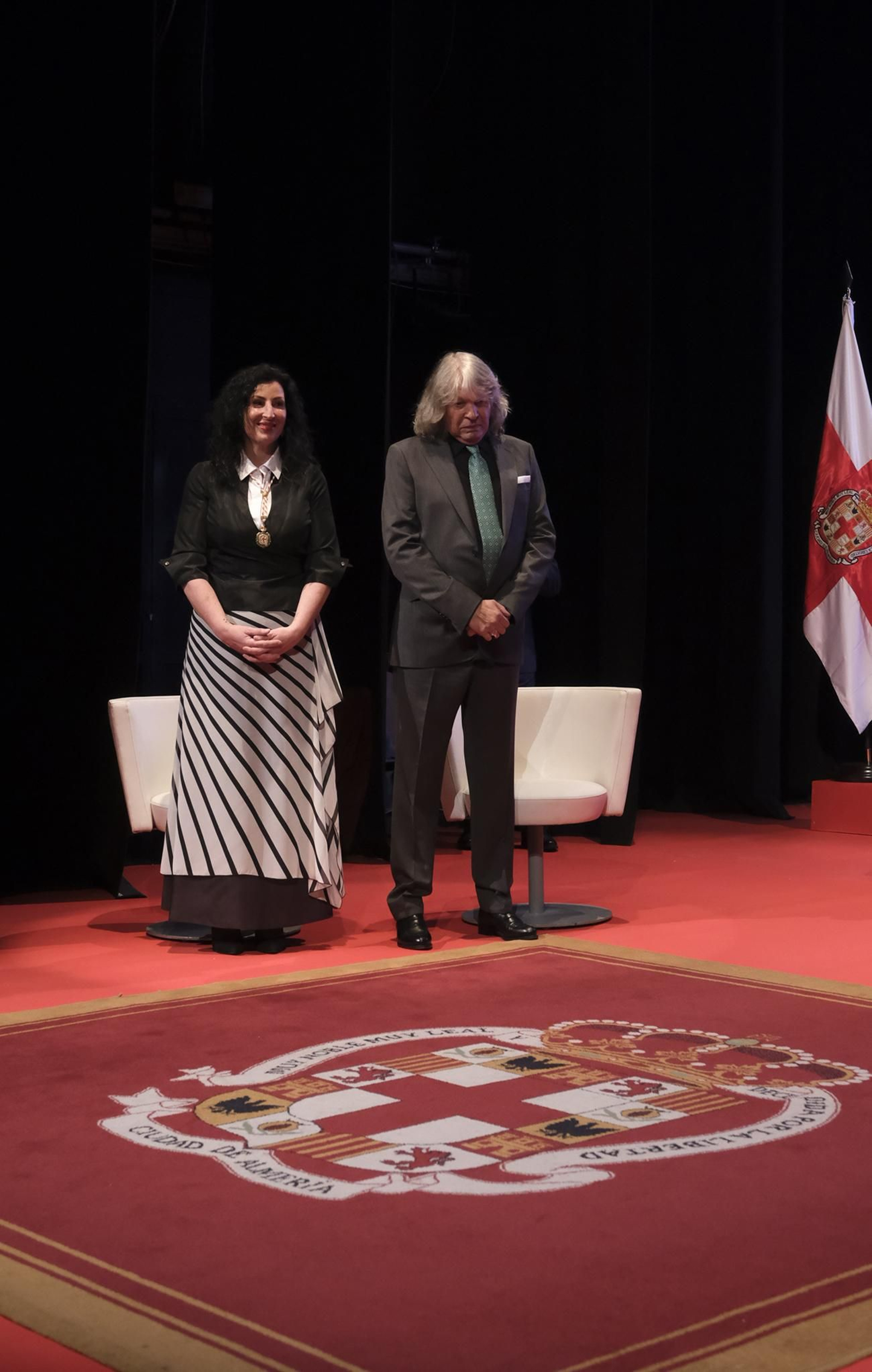 El cantaor José Mercé ya es Hijo Adoptivo de la Ciudad de Almería, en imágenes