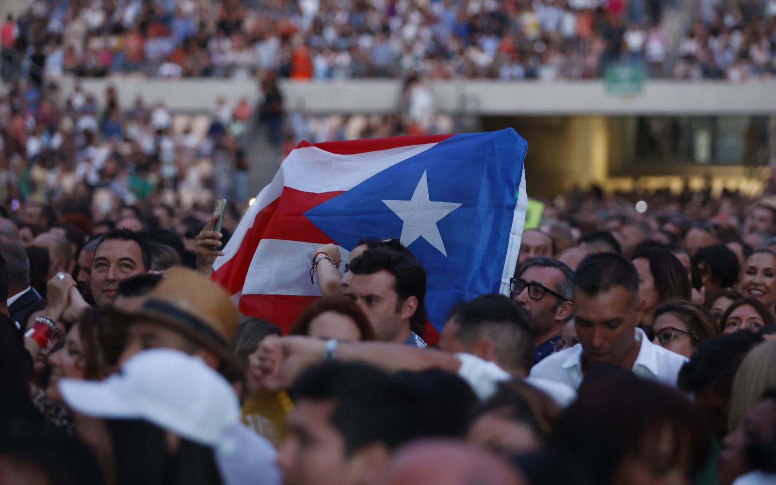 Las imágenes del concierto de Marc Anthony en Sevilla