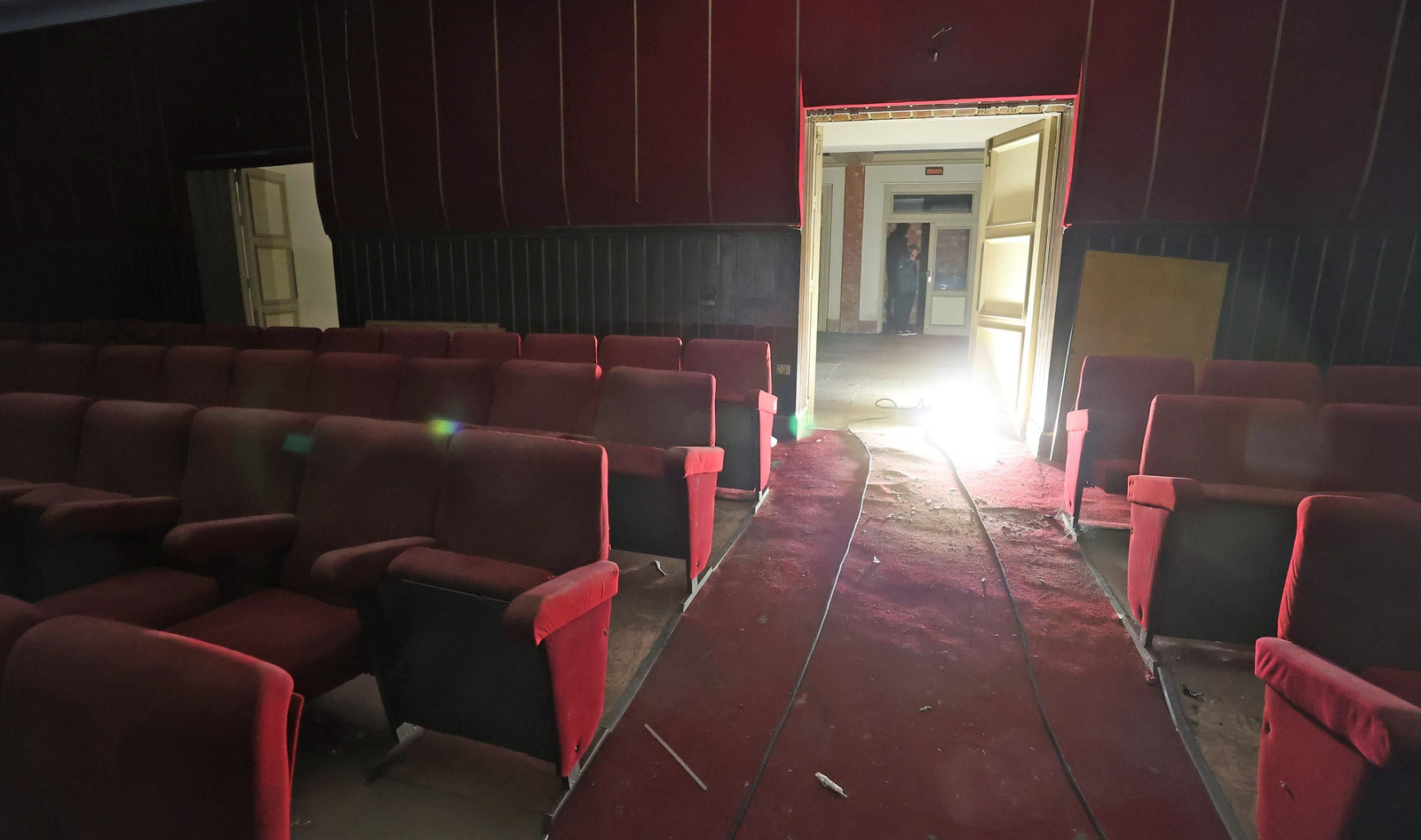 Así está el Cine Jerezano por dentro