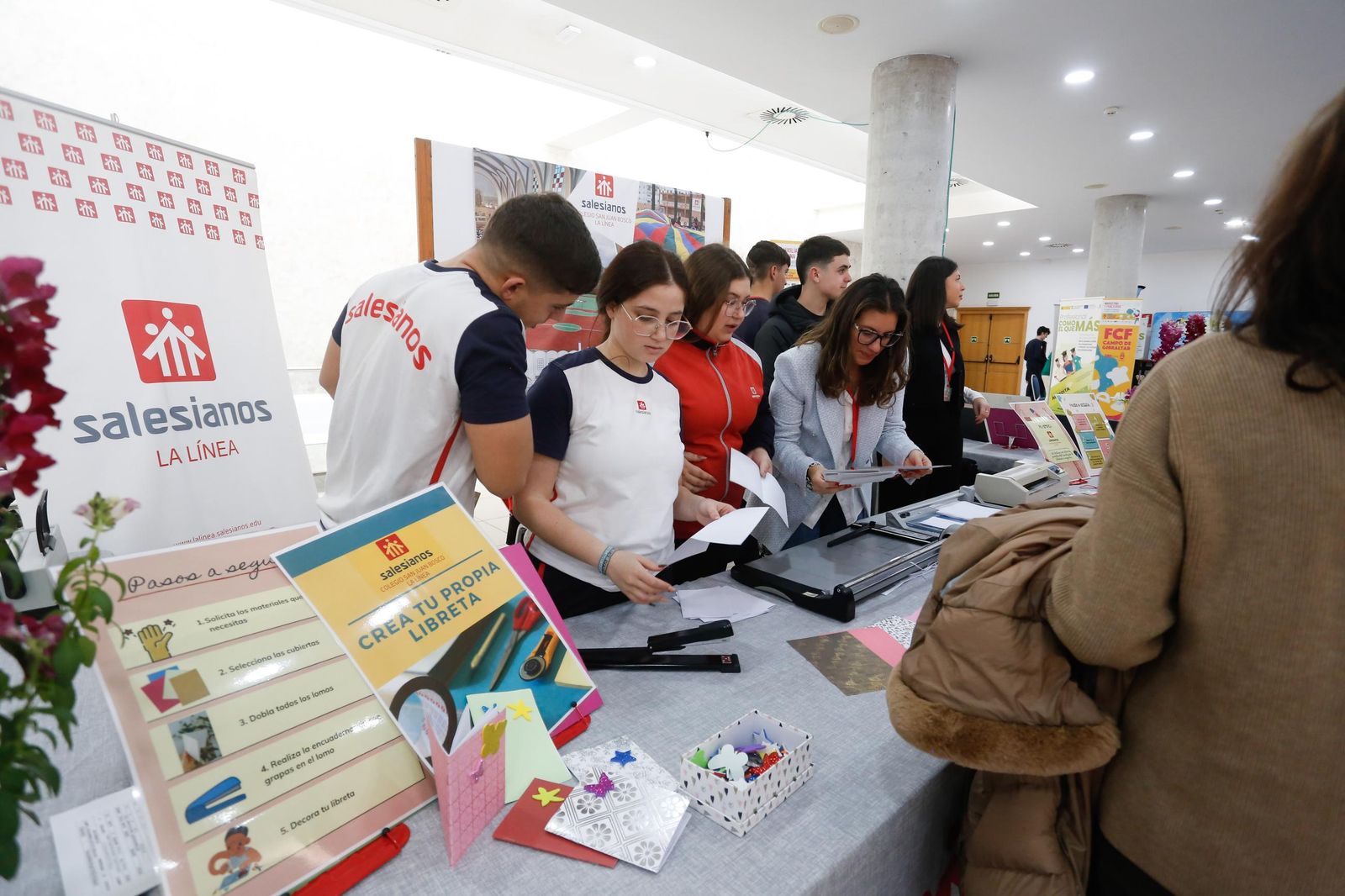 Las fotos de la XIII Feria de Ciclos Formativos Campo de Gibraltar en el Palacio de Congresos de La Línea