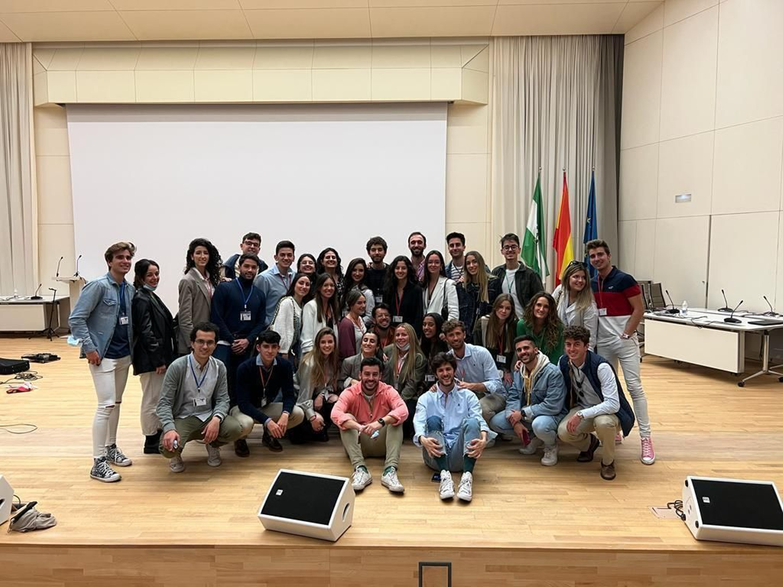 Miembros de la Asociación de Estudiantes de Medicina Ramón y Cajal de Granada.