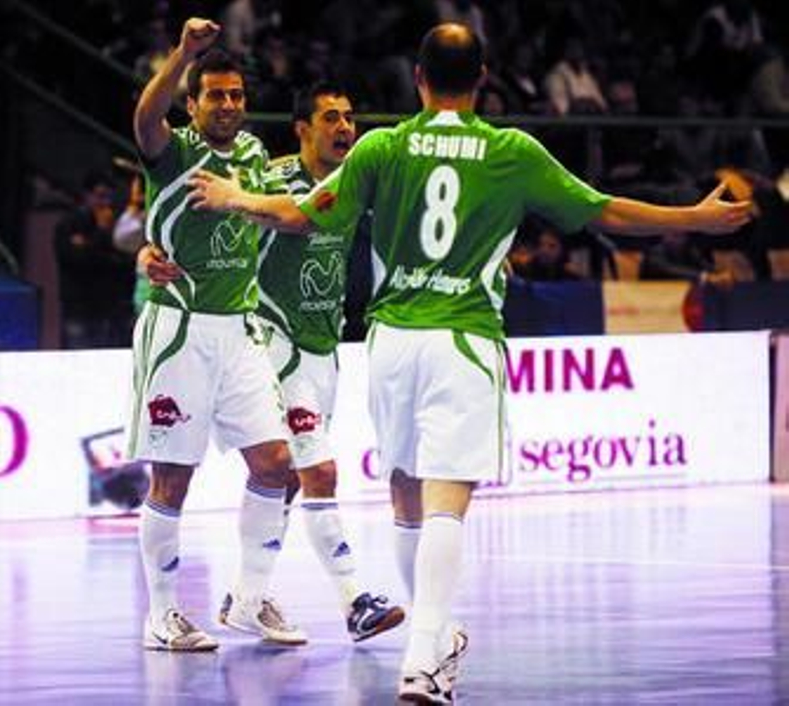 Los jugadores del Inter Movistar celebran su pase a la final.