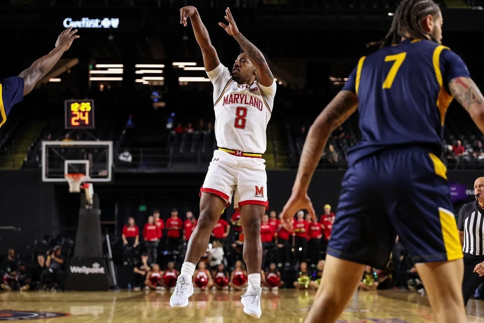 NCAA: Mario Saint-Supéry y Guille del Pino debutan con victoria