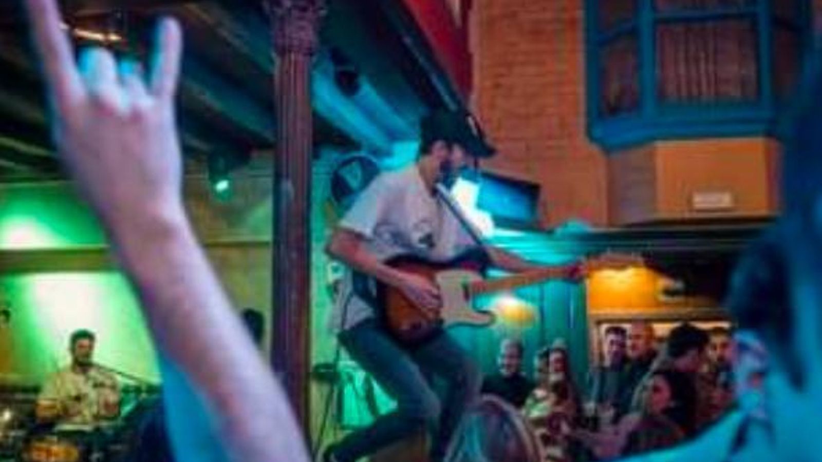 Un directo en Plaza Canterbury.