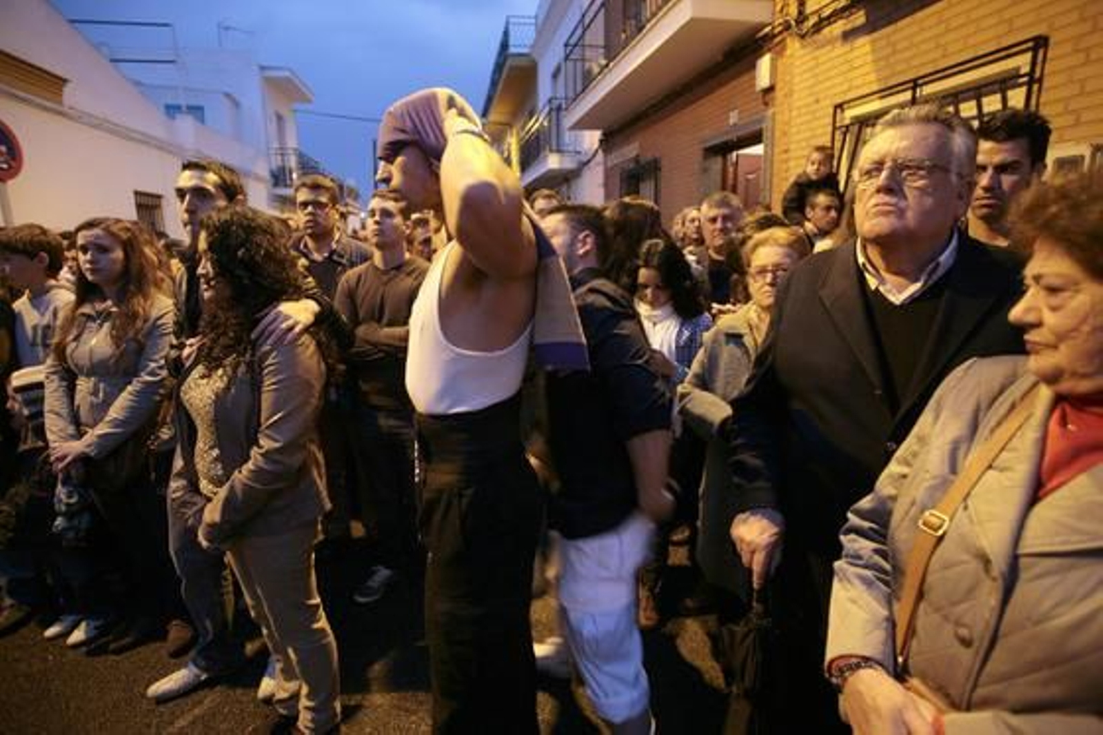 Salida de la Hermandad de Bellavista. / Juan Carlos Muñoz