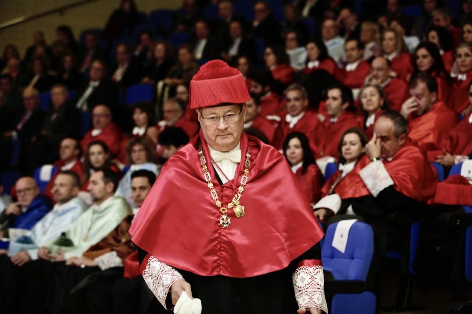 Víctor Moreno Catena durante el acto de investidura como Doctor Honoris Causa.