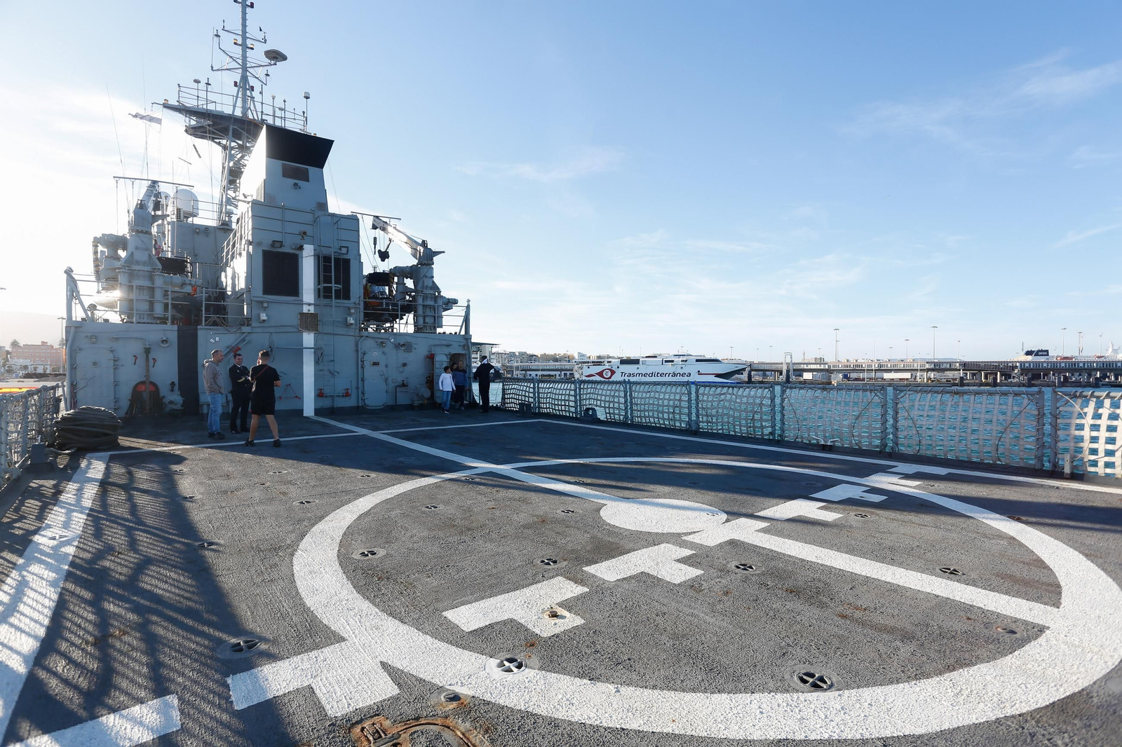 Fotos de la jornada de puertas abiertas del patrullero 'Vigía' en el Puerto de Algeciras