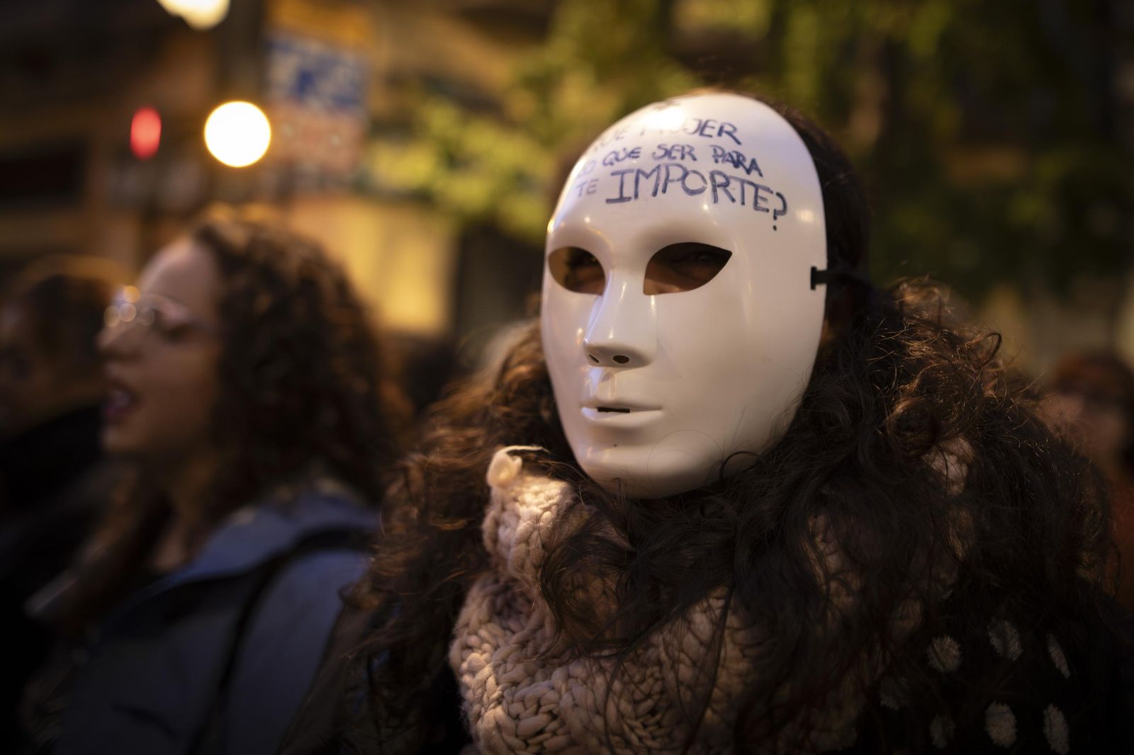 Todas las imágenes de la movilización de Granada contra la violencia machista este 25N