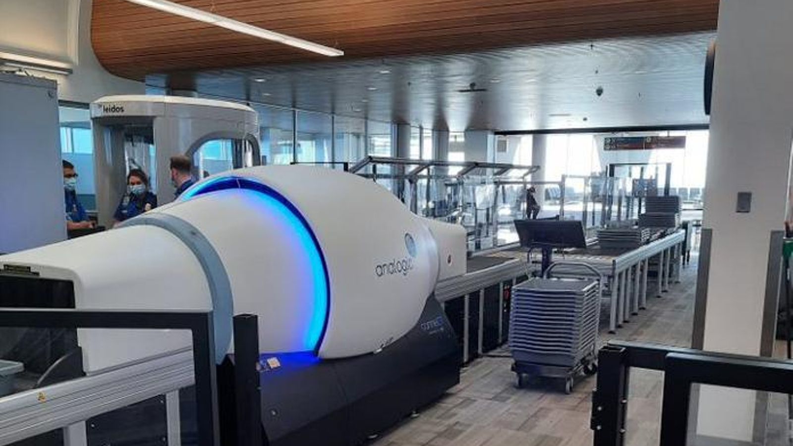 El escáner de aeropuertos para no tener que sacar líquidos ni dispositivos del equipaje