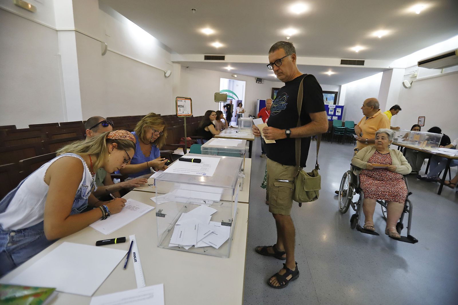 Las fotos de la jornada de Elecciones Generales del 23-J en Huelva