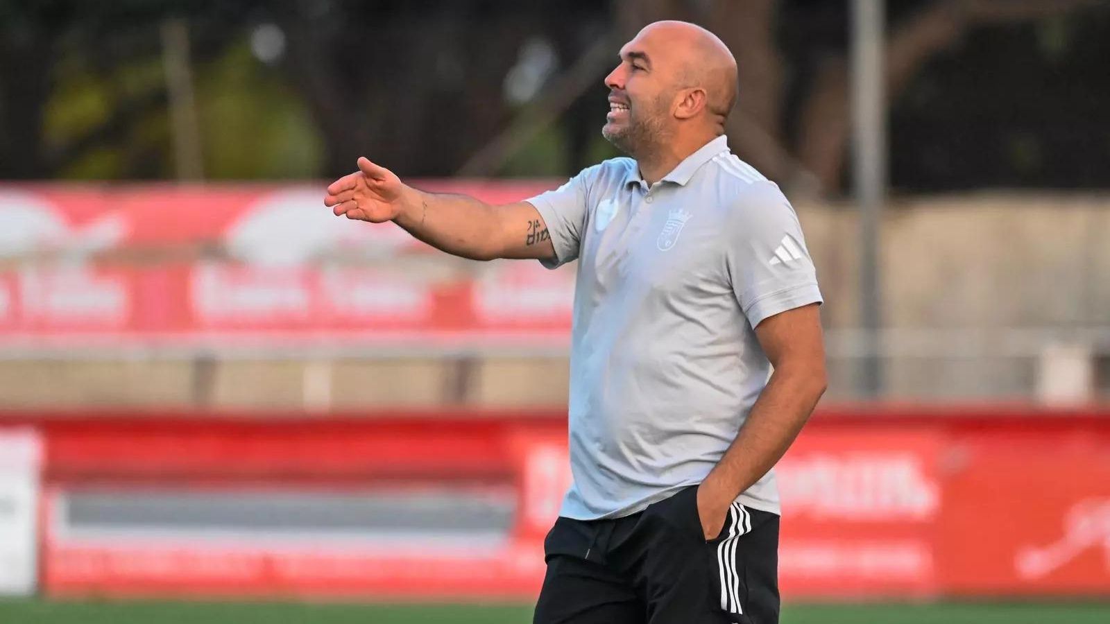 Diego Galiano ha dejado fuera de la lista a Josete, lesionado, y De la Lama y Mancheño.