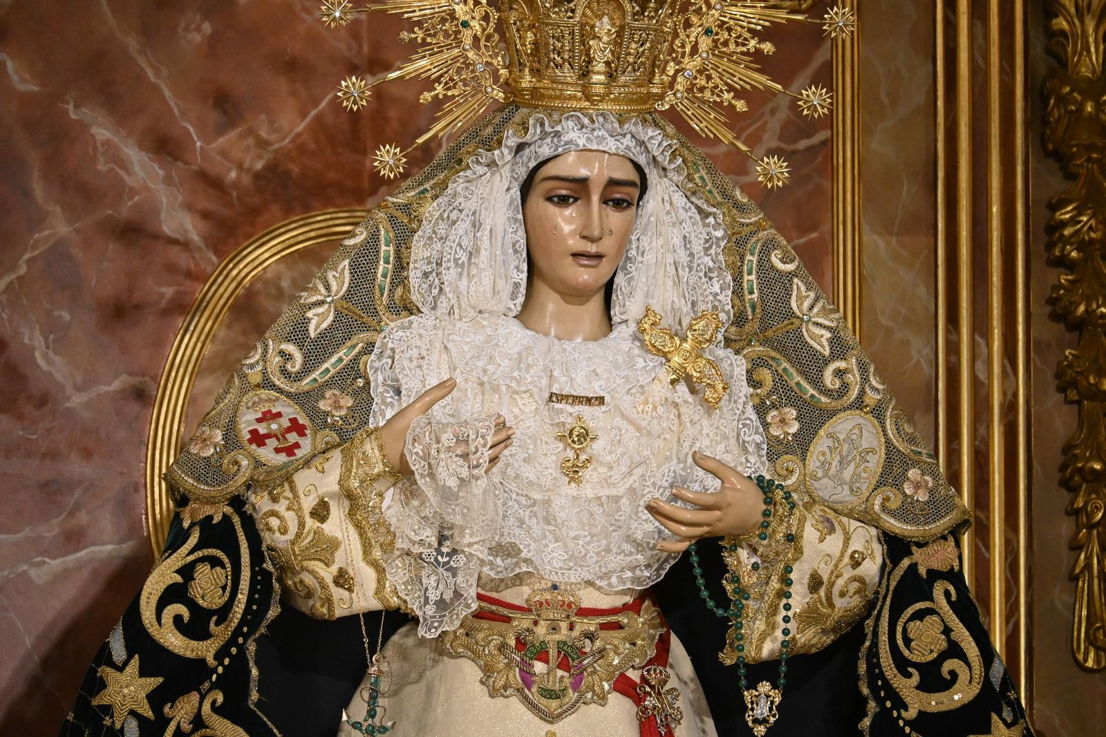 Presentación del cartel de 25 aniversario de la coronación de la Esperanza de Huelva