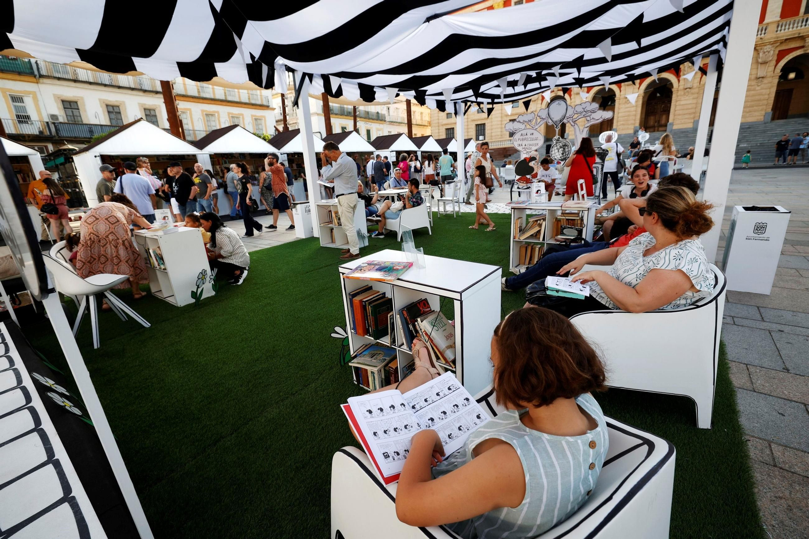La Feria del Libro de San Fernando, en imágenes