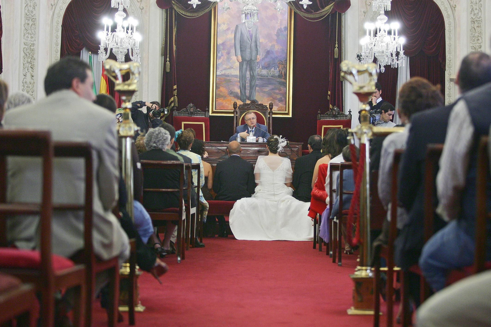 Una boda civil en el Ayuntamiento de Cádiz