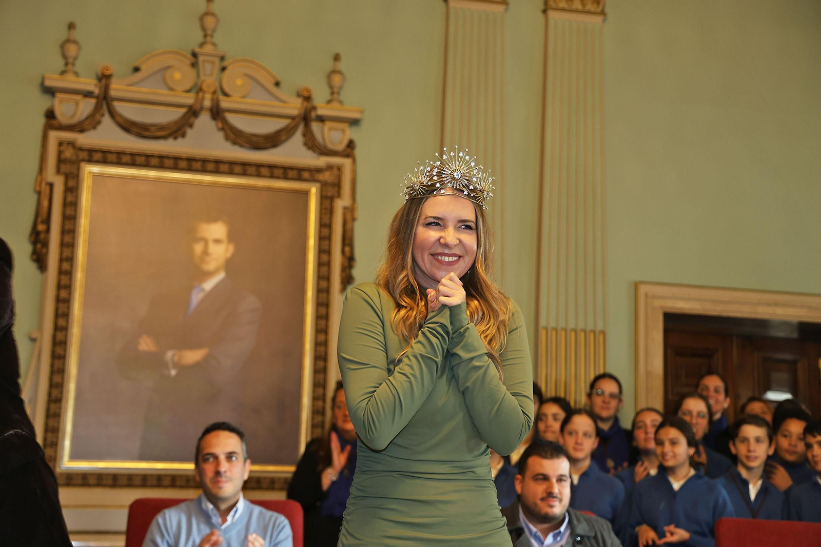 Sus Majestades Los Reyes Magos son coronados en el Ayuntamiento de Huelva