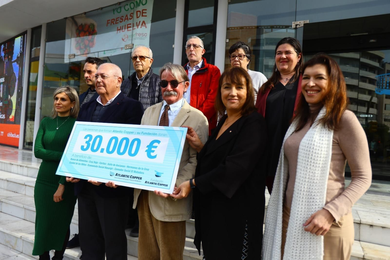 Atlantic Copper entrega 30.000 euros a asociaciones de Huelva como Cáritas o el Banco de Alimentos