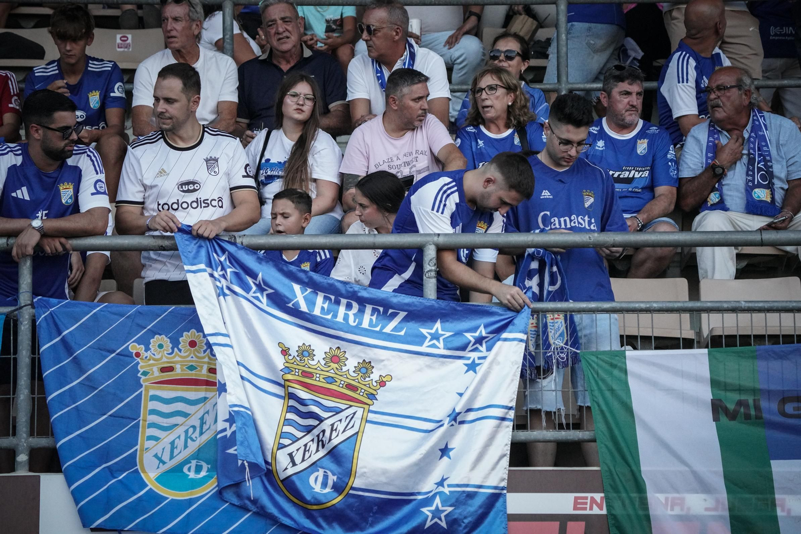 Búscate en el del partido del Xerez CD - UCAM