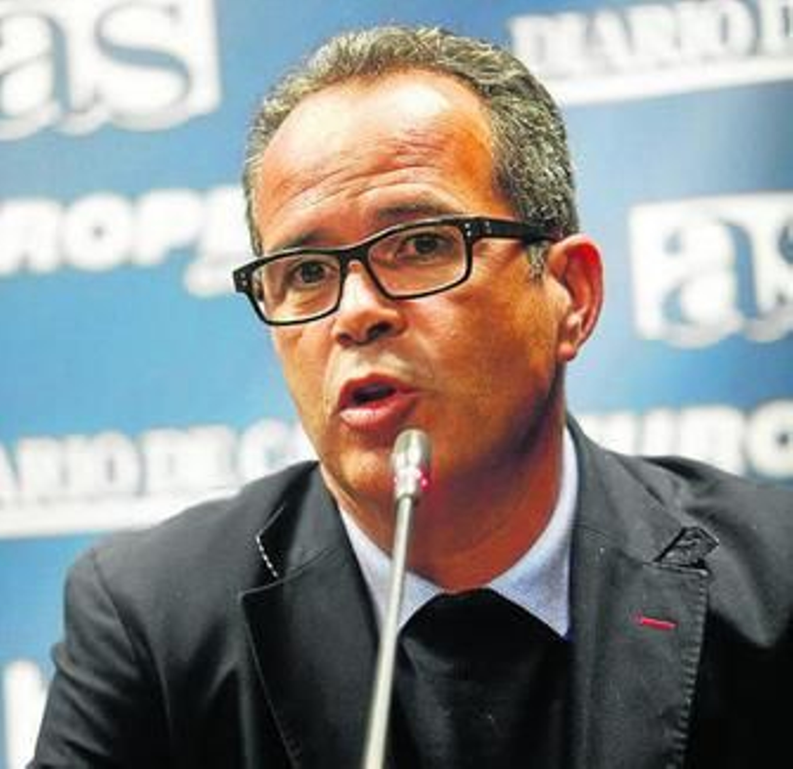 Álvaro Cervera, ayer en su primera intervención como técnico cadista.